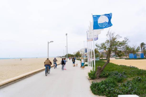 Charmante Maison Coeur De Ville 650M Plage เอมปูเรียบราบา ภายนอก รูปภาพ